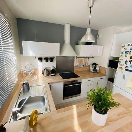 Appartement 2 Chambres Mantes-la-Ville Ngoại thất bức ảnh